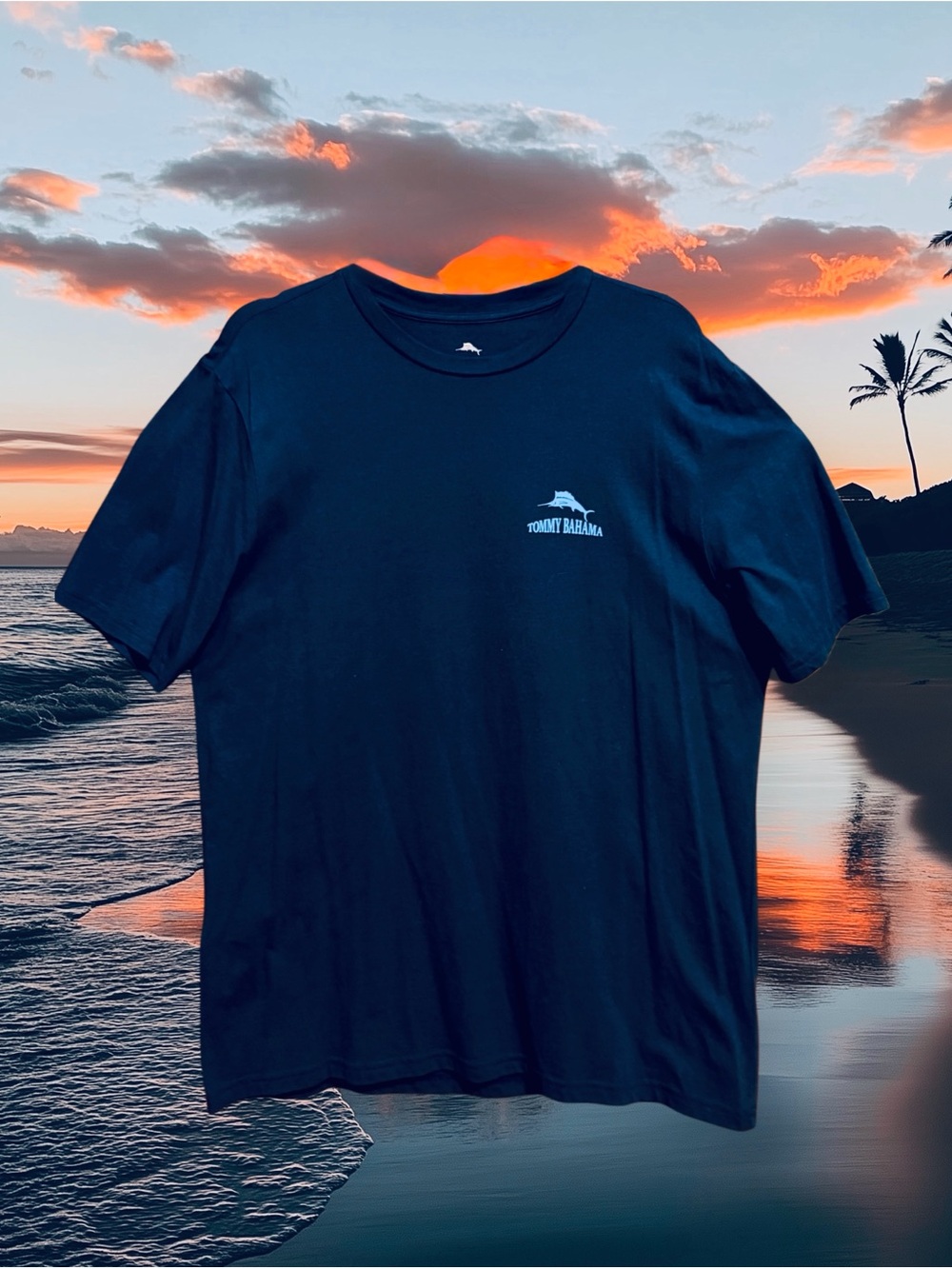 Tommy Bahama Navy Short-Sleeve Logo Tee size Oversized Medium